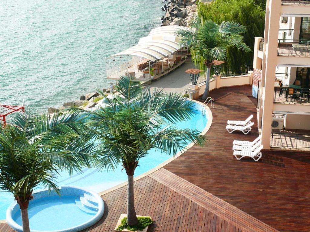 Privat Apartament Marina City Балчик Екстер'єр фото