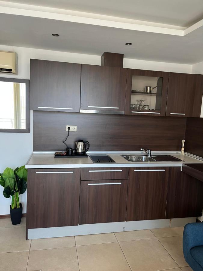 Privat Apartament Marina City Балчик Екстер'єр фото